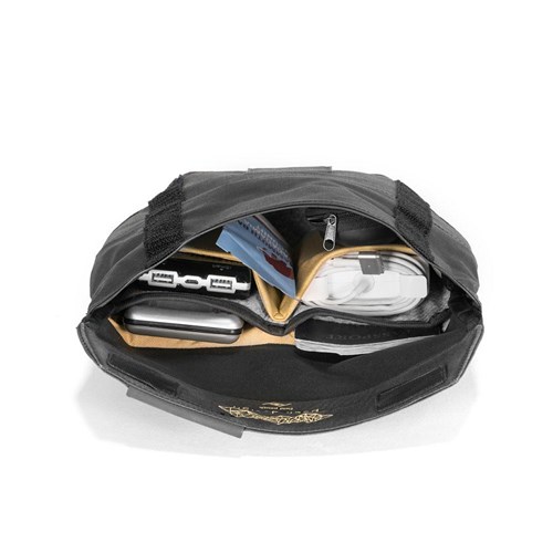 3_99aa1021-d880-4ac8-a968-ee77cdd8e14b_1024x1024