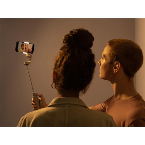 OM5-Fill-Light-Phone-Clamp-04