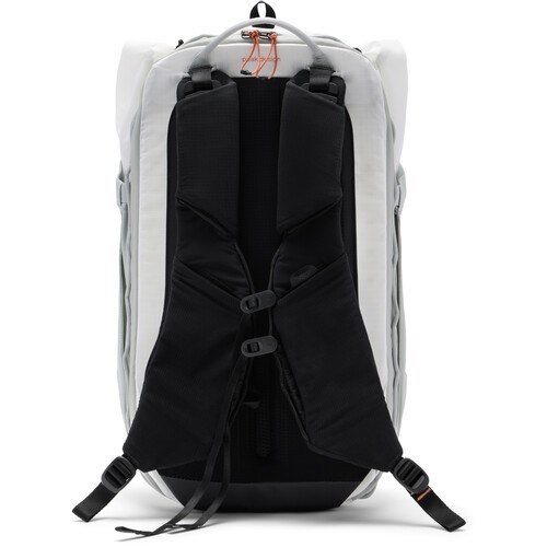 Peak-Design-25L-cloud-Outdoor-4