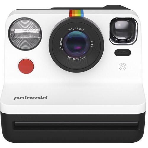 Polaroid-Now-Black-and-White-Generation-2-05