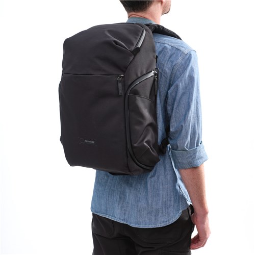 Shimoda-Urban-Explore-25-Anthracite-Backpack06
