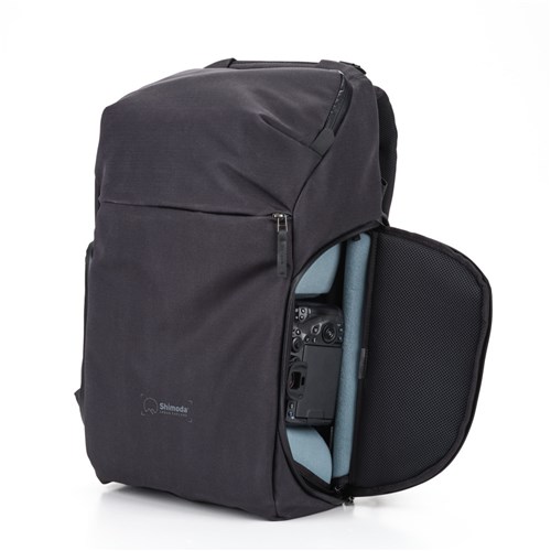 Shimoda-Urban-Explore-30-Anthracite-Backpack04