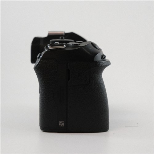 Used-Olympus-OM-1-Body-Only-04