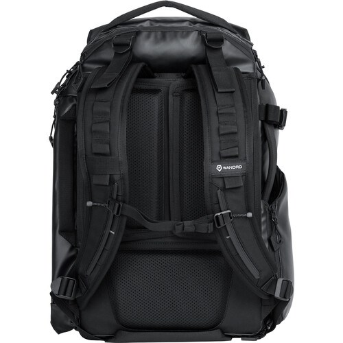 Wandrd-Transit-35L-Black-Backpack-Essential-Bundle06
