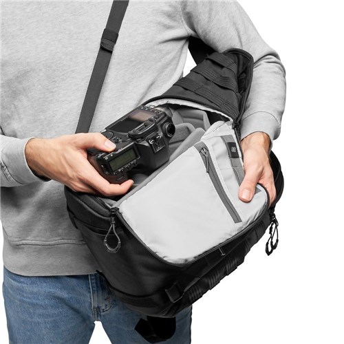 camera-backpack-lowepro-protactic-bp-300-aw-ii-lp37265-pww-side-access-05