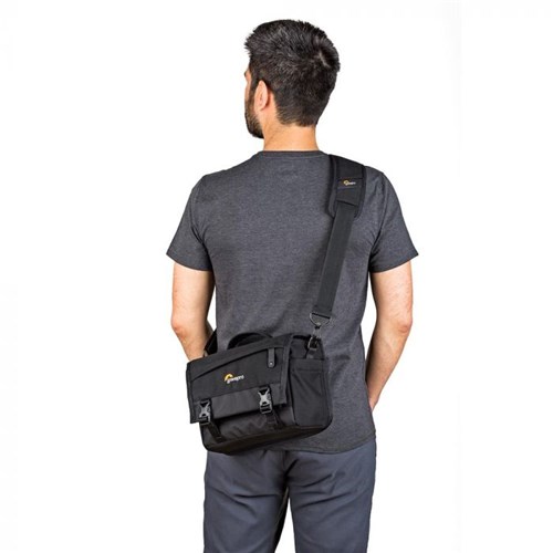 camera-shoulder-bags-m-trekker-sh-150-lp37161-config-over