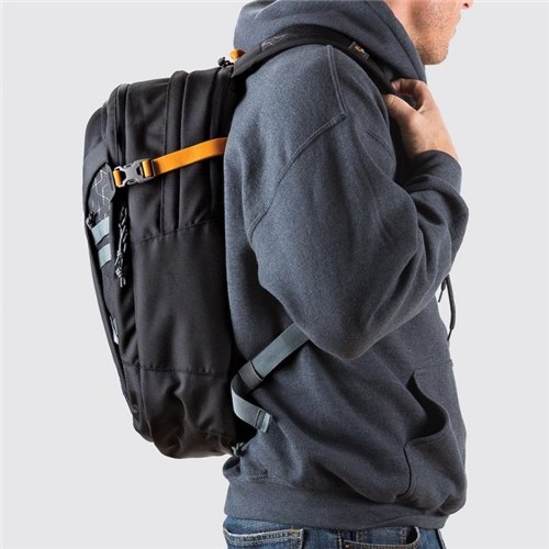 laptop-backpacks-ridgelinepro-bp300-model-side-sq-lp36987-pww