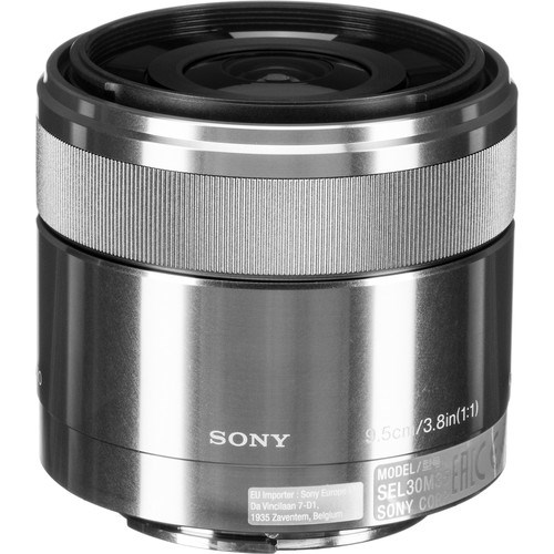sony-300mmacro-1