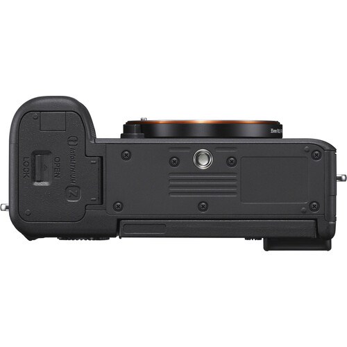 sony-a7c-body-black-04
