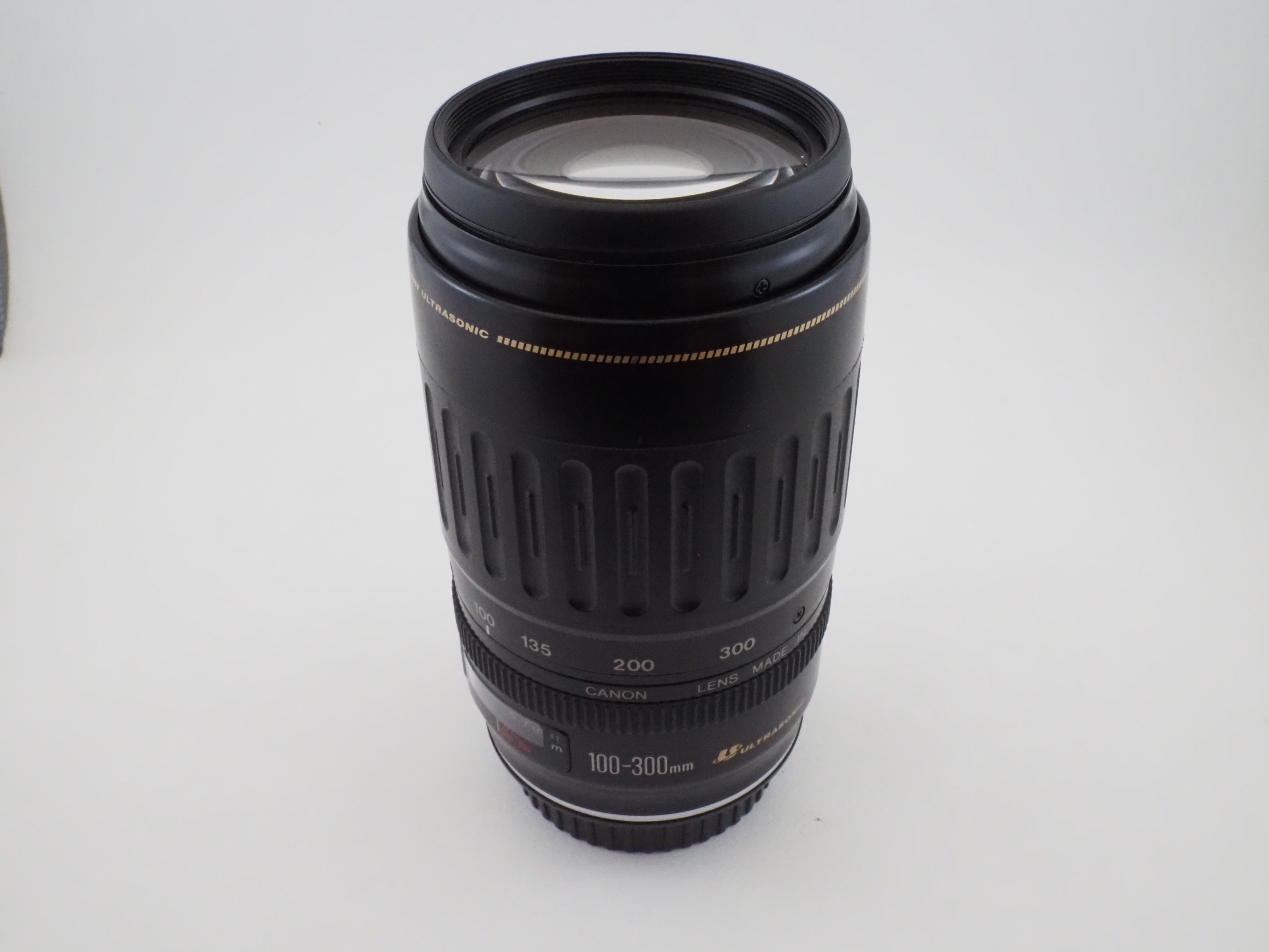 2h Canon Ef 100 300mm F4 5 5 6 Usm Zoom Lens Diamonds Camera Diamonds Camera 2h Canon Ef 100 300mm F4 5 5 6 Usm Zoom Lens Diamonds Camera Diamonds Camera