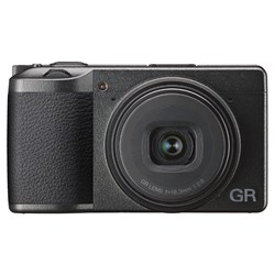 Ricoh-GR-III-Camera01