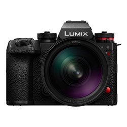 panasonic-lumix-s1-ii-with-lumix-s-24-60mm-f-2-8-lens